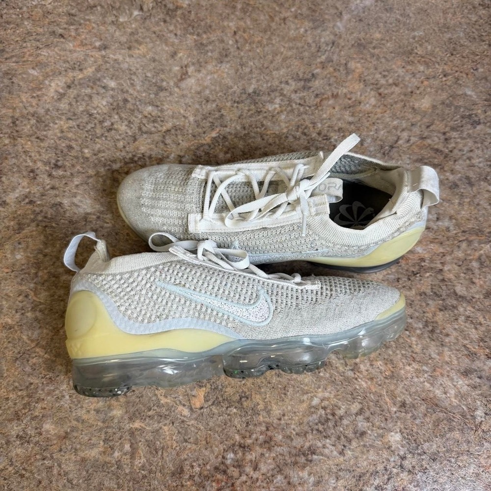 Nike Women's Air VaporMax Flyknit Running Sneaker Shoe W8 DC4112
